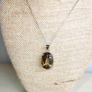 Etched Glass Pagoda Necklace